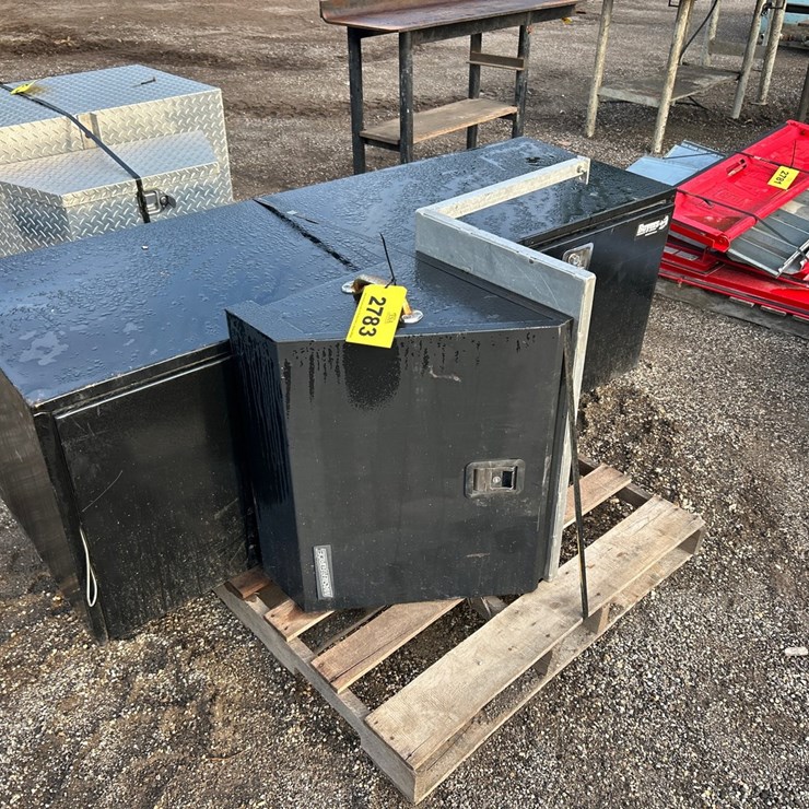 #2783 • (2) Toolboxes