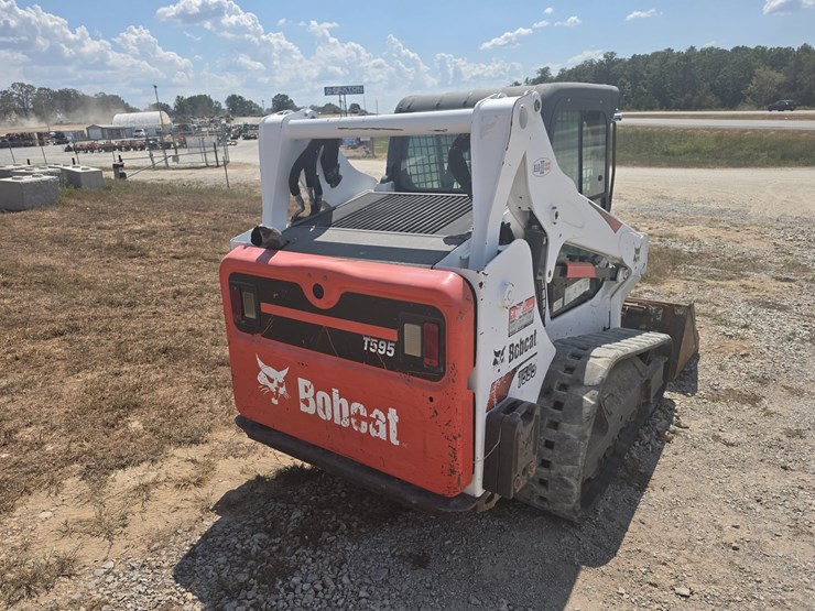 2018-bobcat-t595-image-7