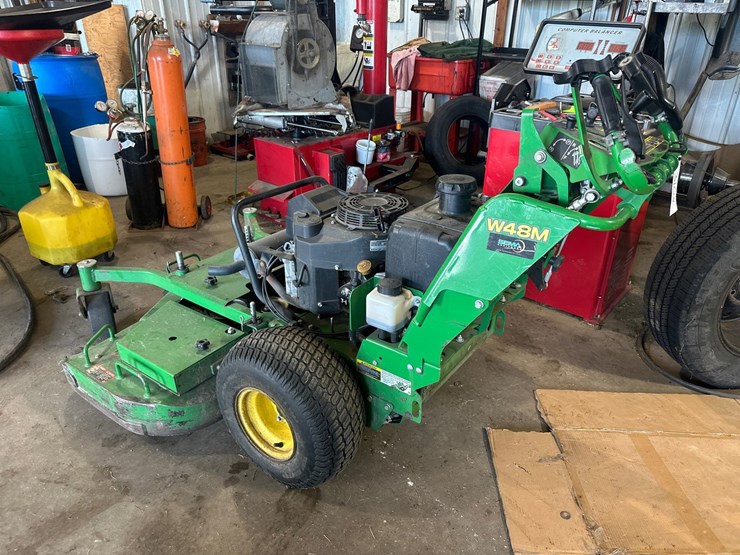 2020-john-deere-w48m-image-3