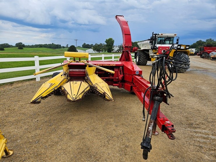 new-holland-900-image-8