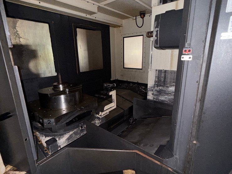 2018-hyundai-wia-kh63g-horizontal-cnc-milling-machine-image-3