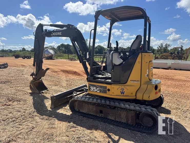 2018-deere-35g-image-2