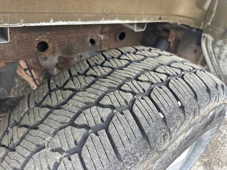 2015-ford-f150-xlt-image-50