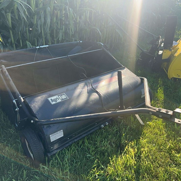 Agri-Fab 42” Lawnsweep