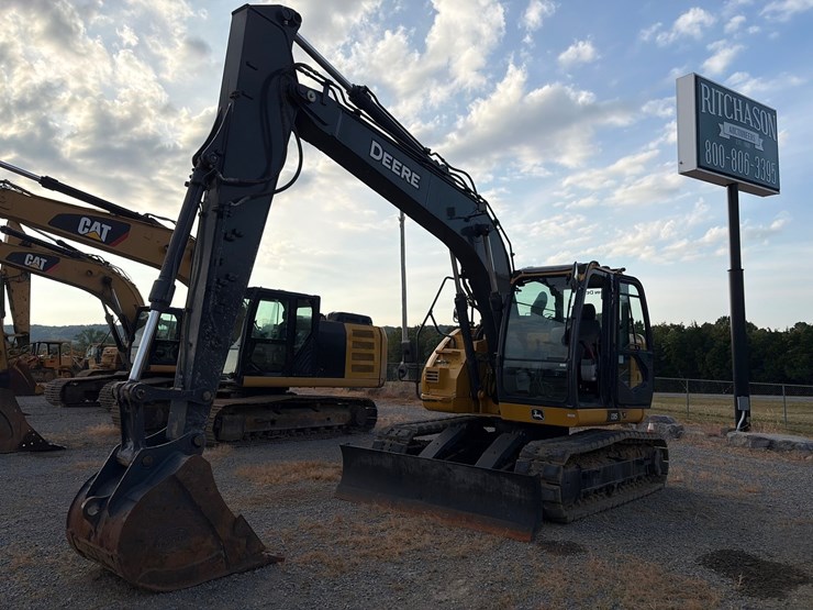 deere-135-p-tier-image-1