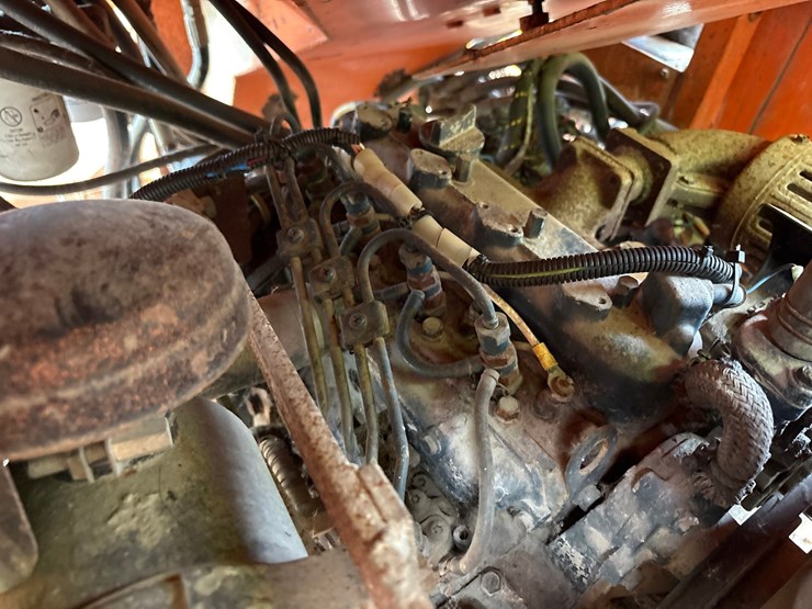#2718-•-mbw-cg100-curb-machine-image-14