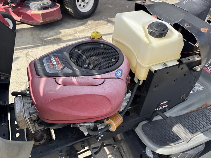 2006-craftsman-lt2000-image-21