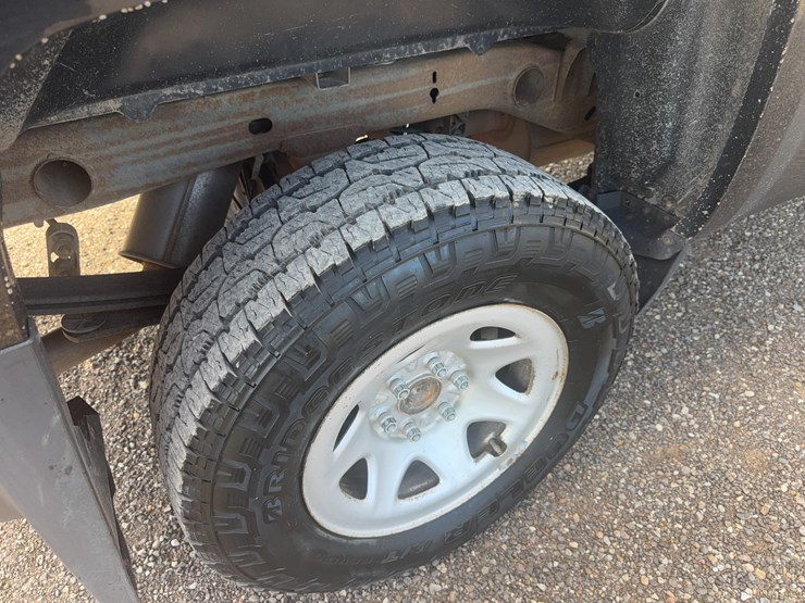 2019-chevrolet-1500-image-17