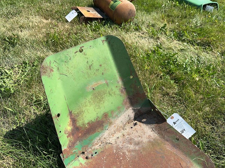john-deere-seat-pan-image-3