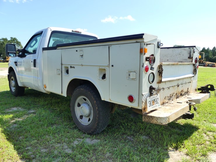 2008-ford-f250-xl-image-4