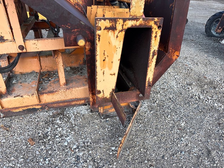 #2719-•-misc-curb-mold-w/-hopper-image-9
