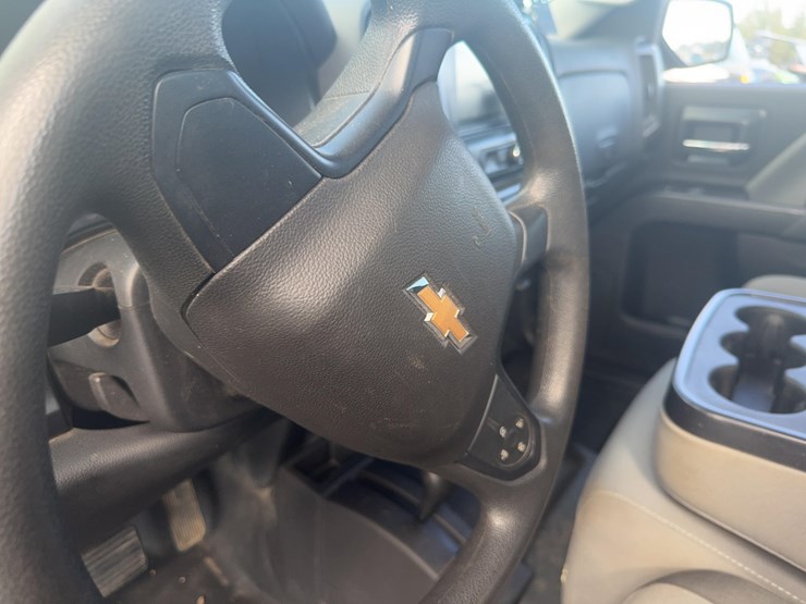 2019-chevrolet-1500-image-11