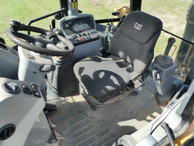 caterpillar-420f2-it-image-16