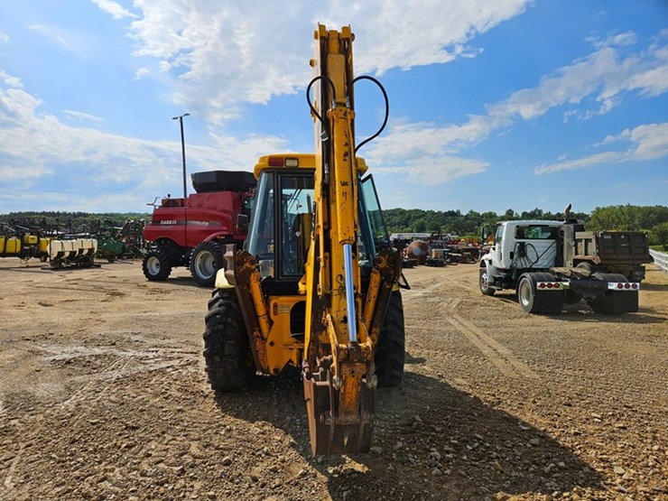 jcb-214s-image-4