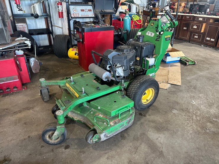2020-john-deere-w48m-image-1