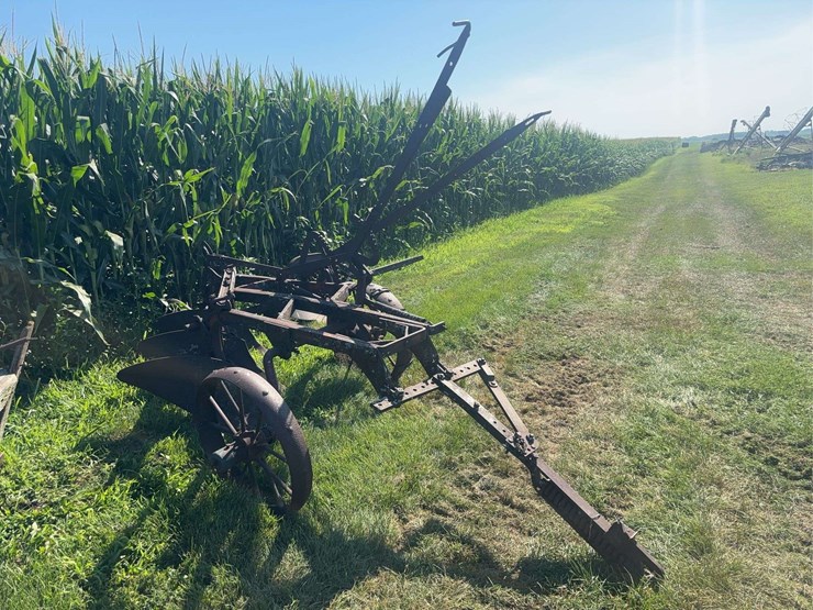 john-deere-14-image-3