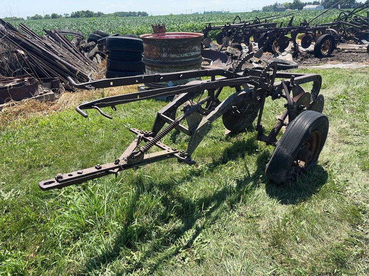 john-deere-14-image-1