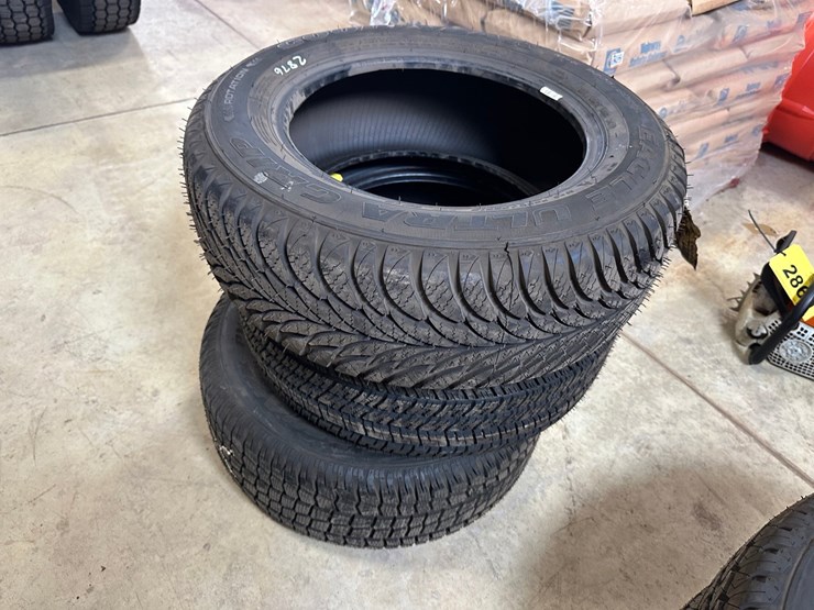 #2876-•-(3)-misc-new-tires-image-2