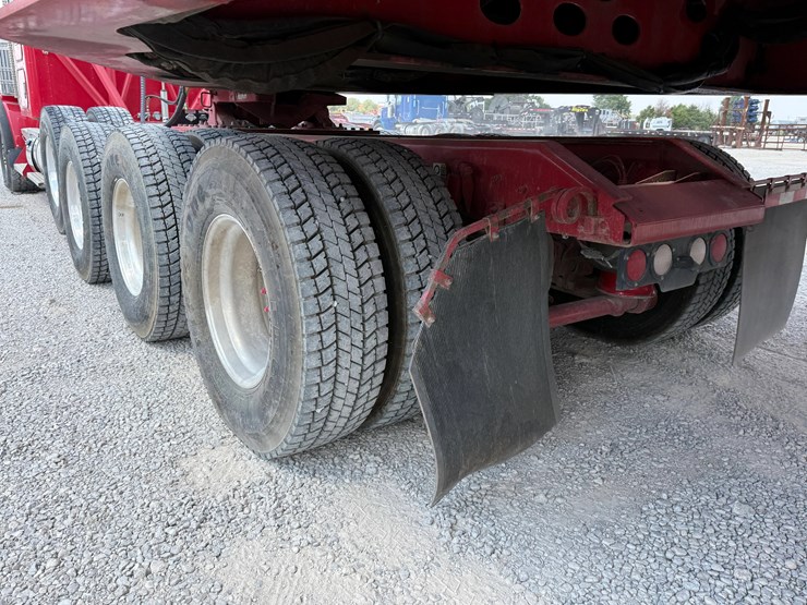 2019-kenworth-t800-image-8