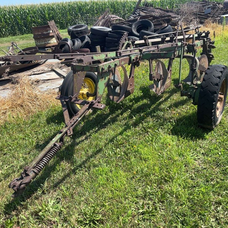 JOHN DEERE 14