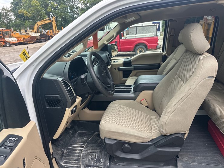 2015-ford-f150-xlt-image-25