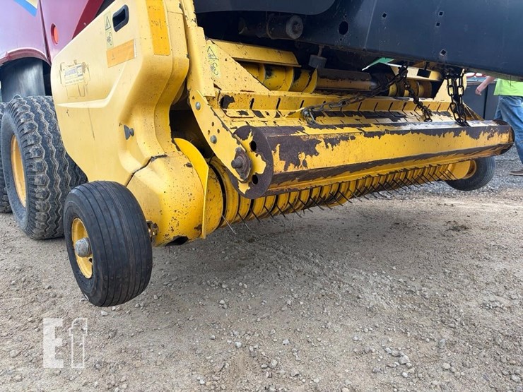 2013-new-holland-big-baler-330-image-8