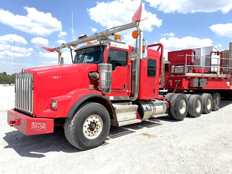 2019-kenworth-t800-image-2