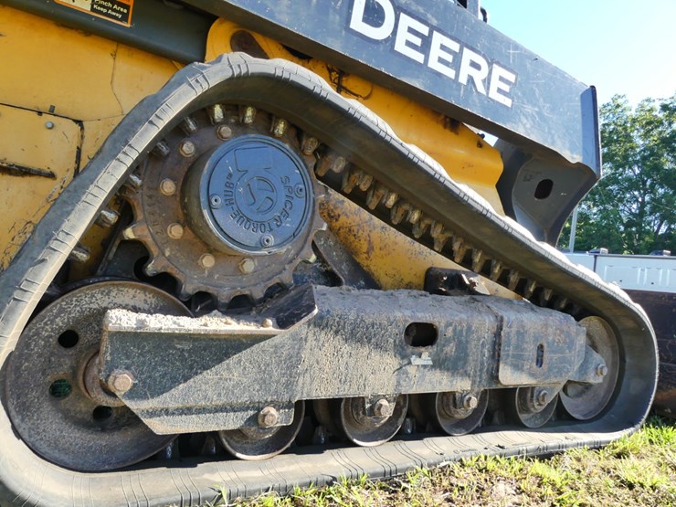 2018-deere-325g-image-5
