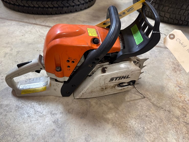 #2869-•-stihl-chainsaw-image-2