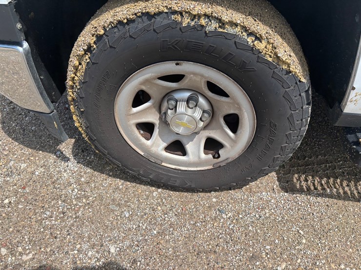 2014-chevrolet-1500-image-97