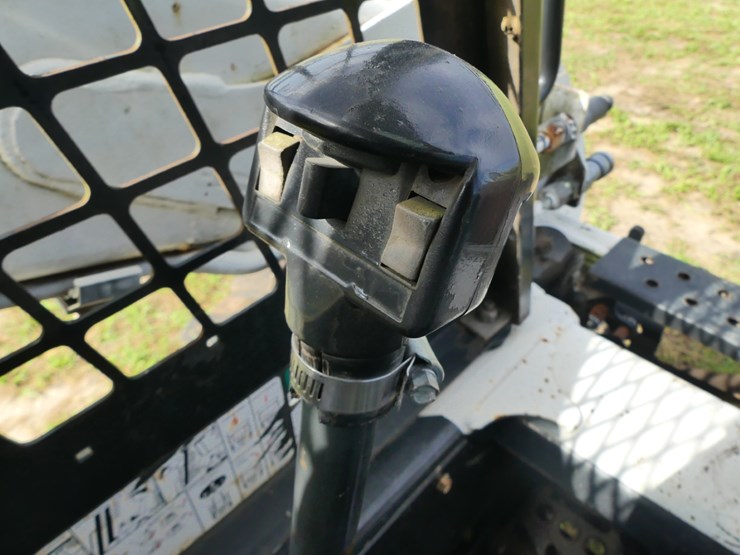 2000-bobcat-773-image-15