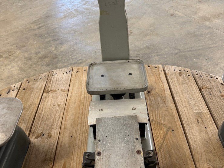 vintage-toledo-&-exact-weight-scales-image-5