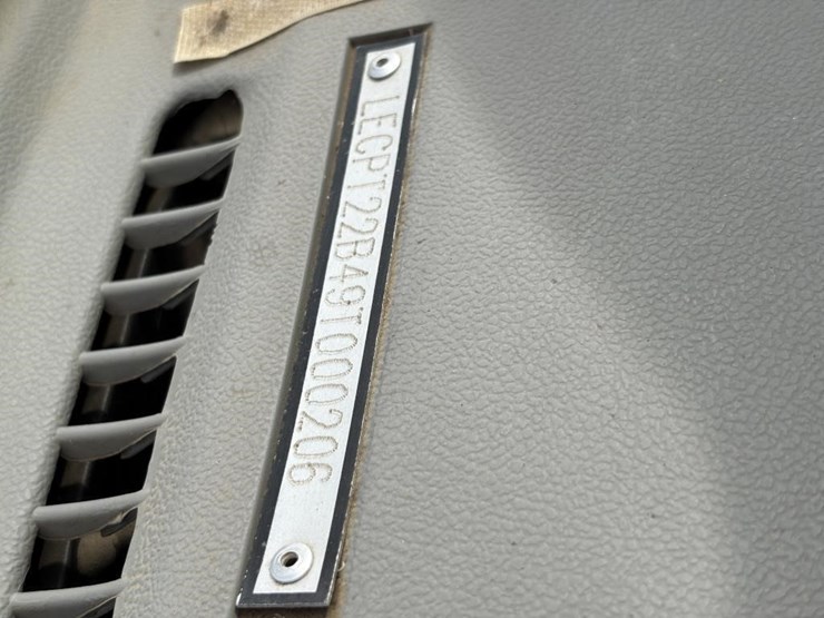 2009-miles-zx40st-image-22