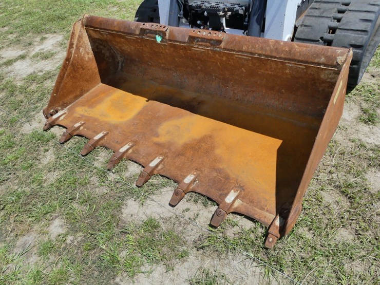 2022-bobcat-t770-image-11