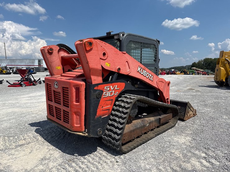 kubota-svl90-2-image-4