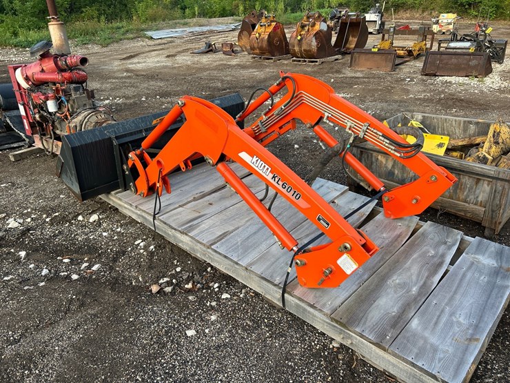 #2741-•-kioti-kl6010-loader-attachment-image-2
