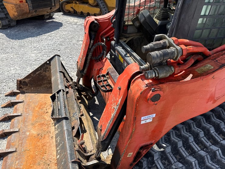 kubota-svl90-2-image-25