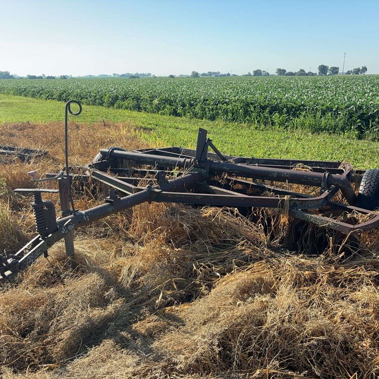 JOHN DEERE 11