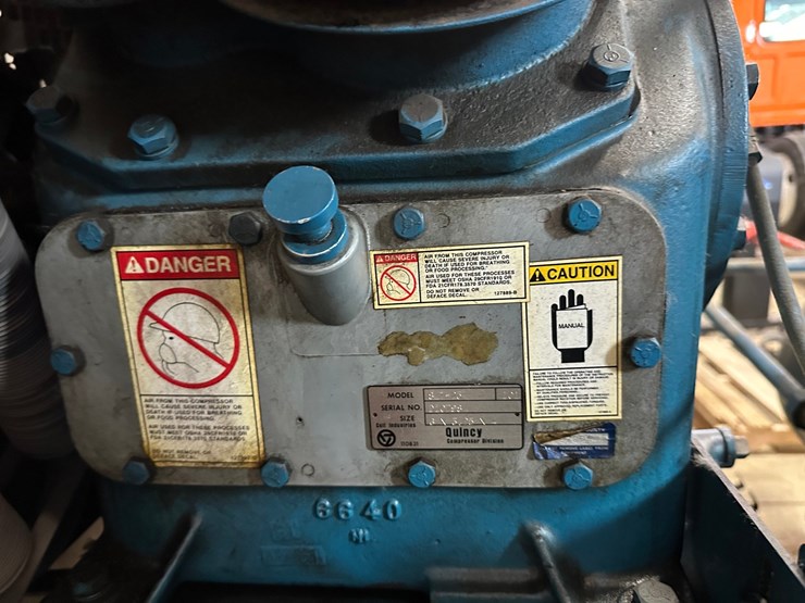 #2866-•-quincy-slt-25-air-compressor-image-5