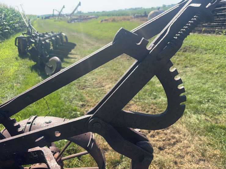 john-deere-14-image-29