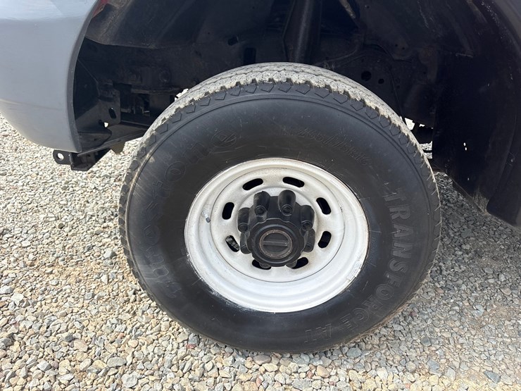2004-ford-f350-image-63