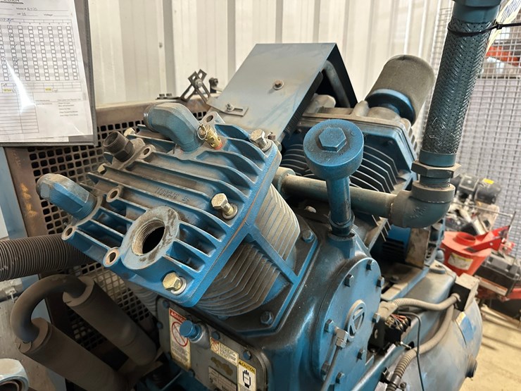 #2866-•-quincy-slt-25-air-compressor-image-2