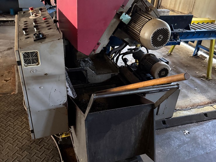 2009-behringer-hbp430n-horizontal-bandsaw-image-8