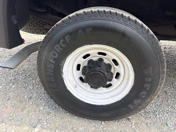 2004-ford-f350-image-59