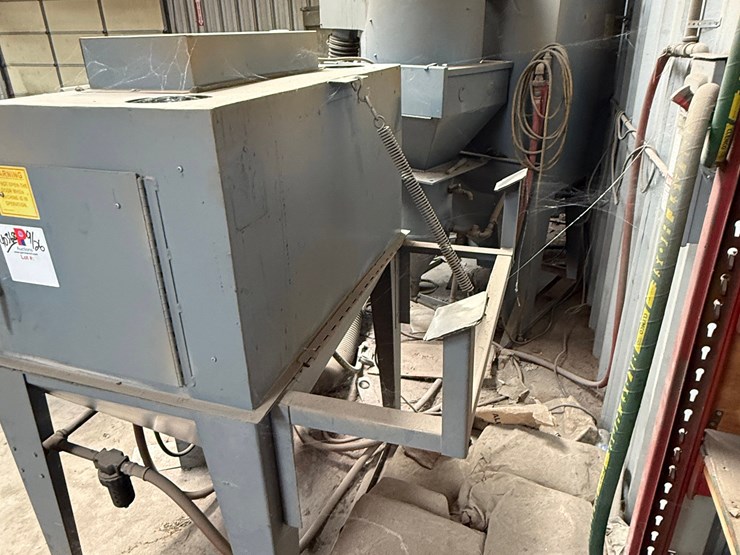 trinco-42x30sl/dp850-dry-blast-cabinet-system-image-9