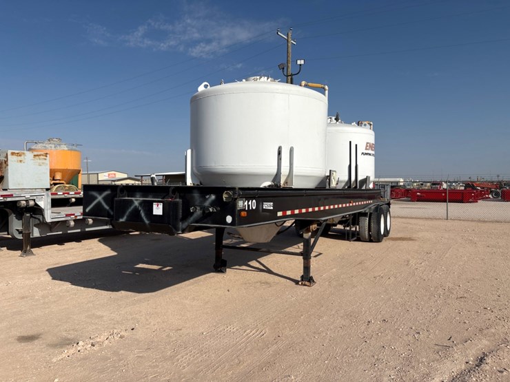 shopbuilt-t/a-2-pod-dry-bulk-transport-trailer-image-1