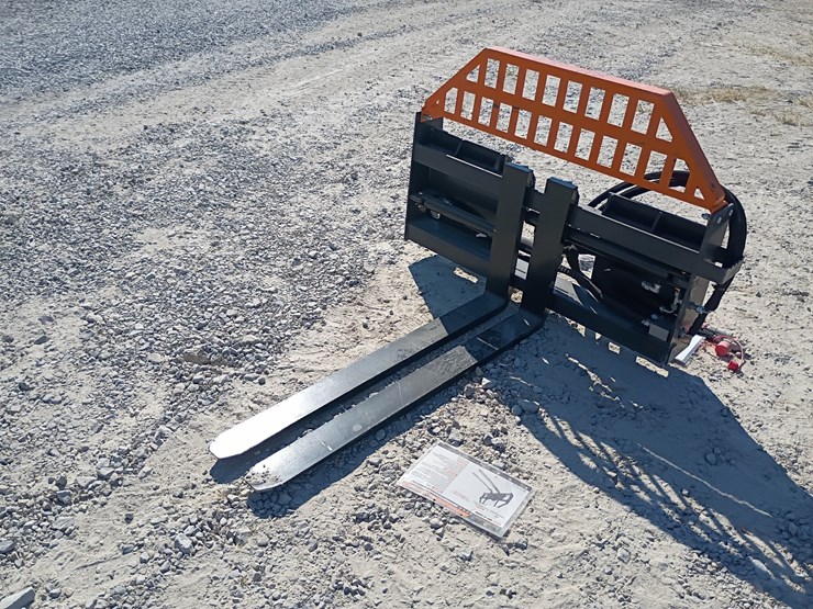 #l85-008-•-landhonor-hydraulic-pallet-fork-skid-steer-attachment-image-2