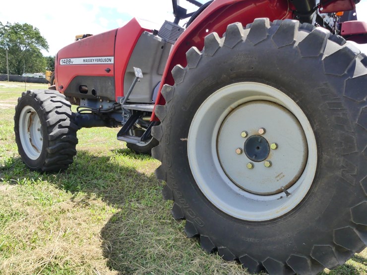 massey-ferguson-1428v-image-6