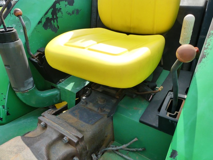 1995-john-deere-5200-image-11