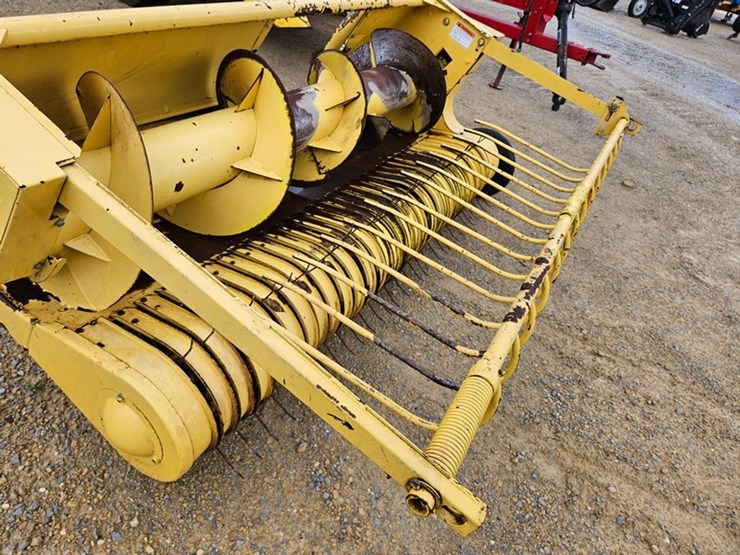 new-holland-900-image-20